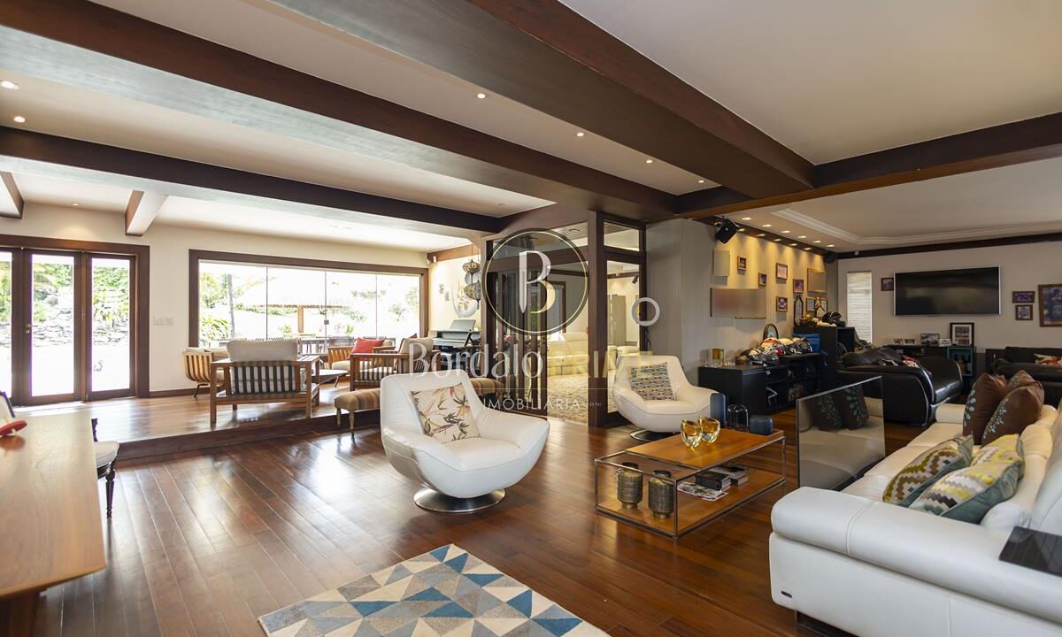 VILLA151315A01-13