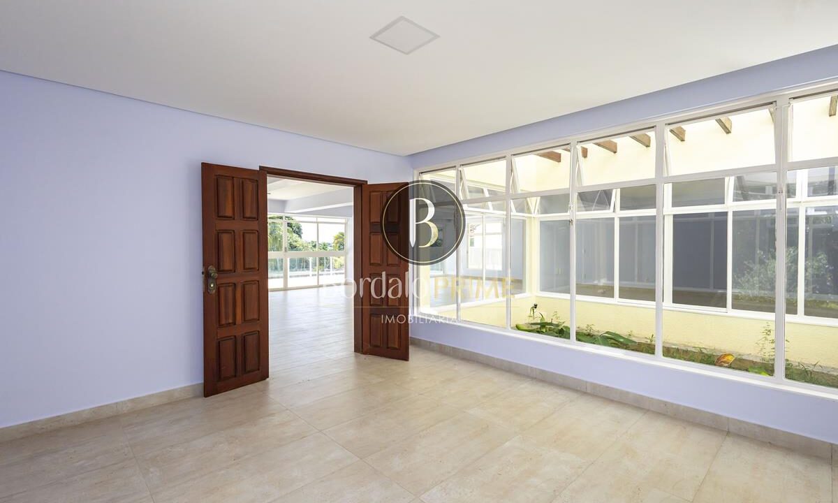 VILLA151398V01-15