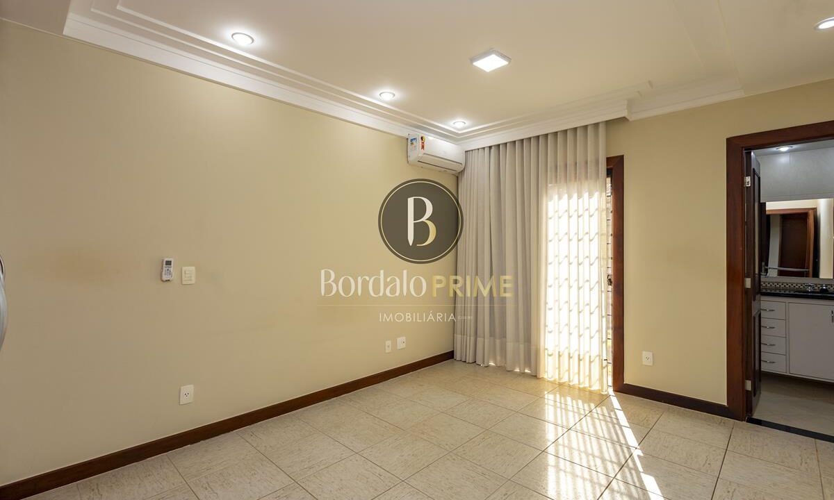 VILLA150138A01-20