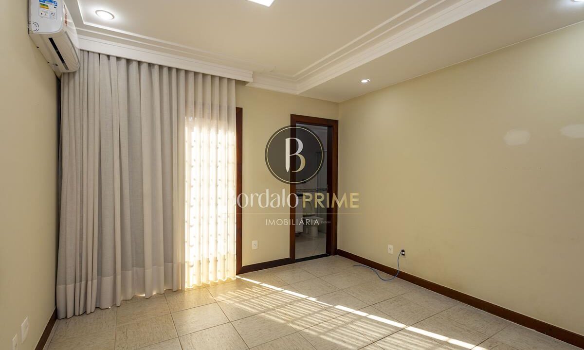 VILLA150138A01-21