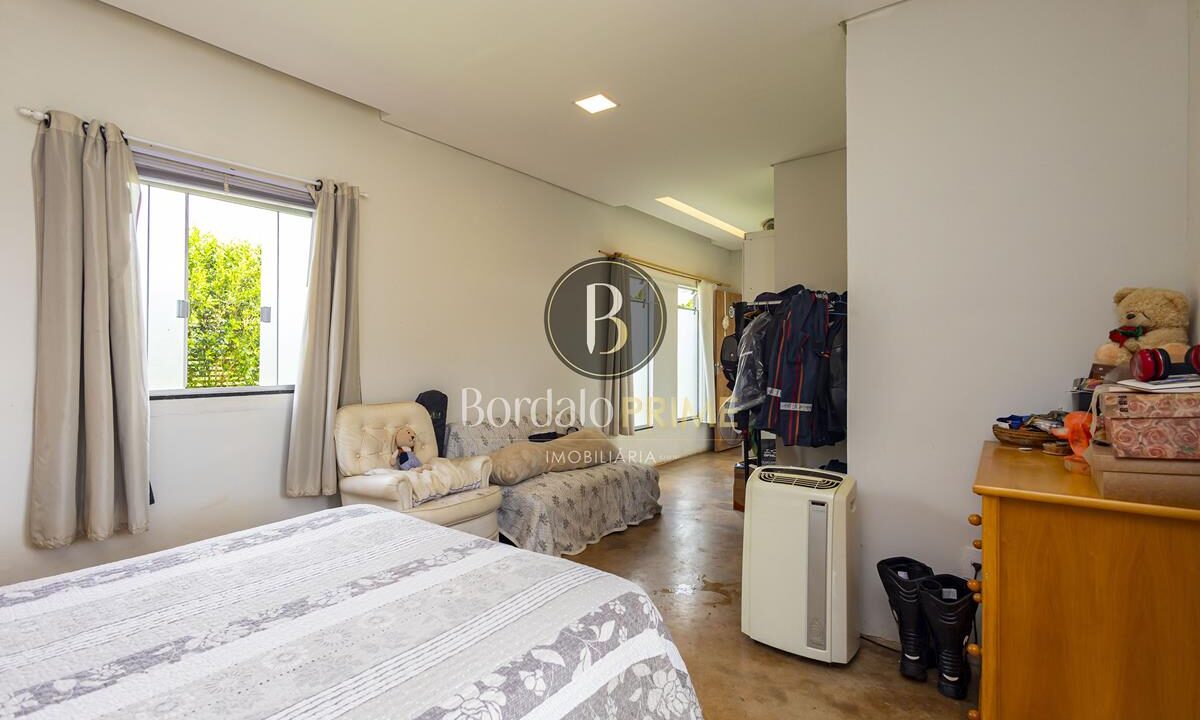 VILLA151465V01-24