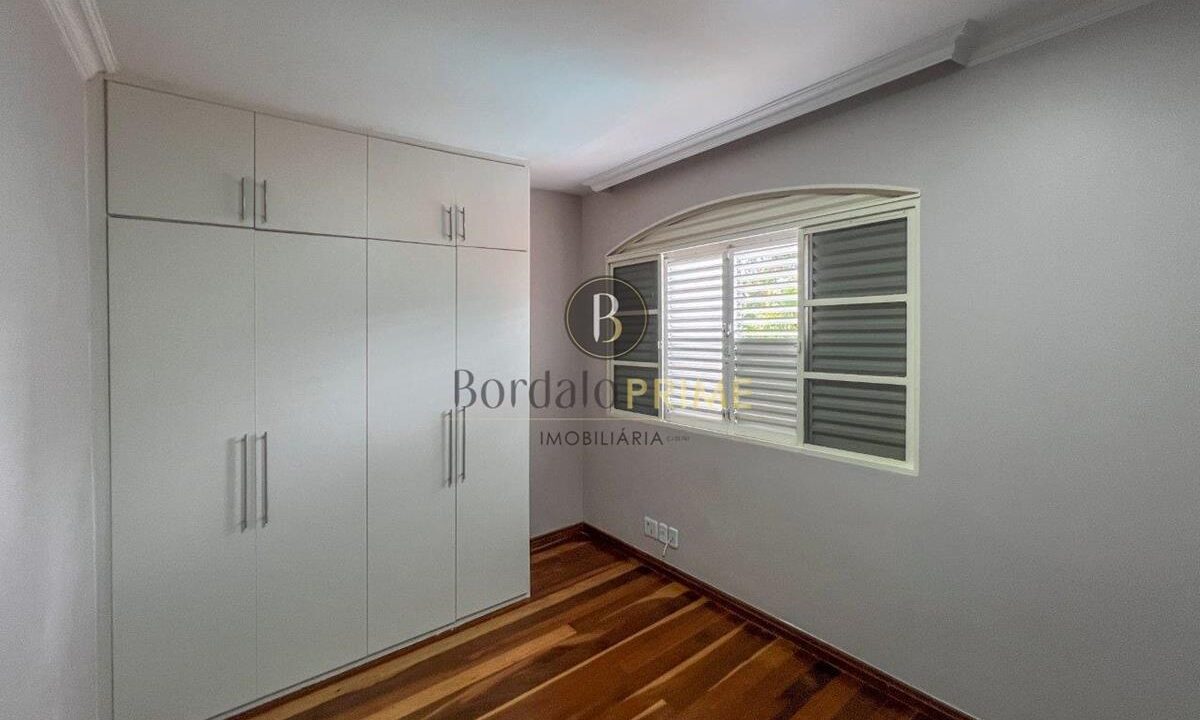 VILLA151557V01-16