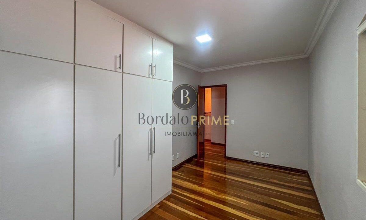 VILLA151557V01-20