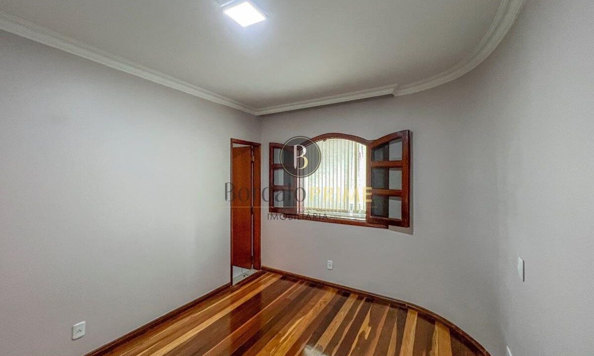 VILLA151557V01-28