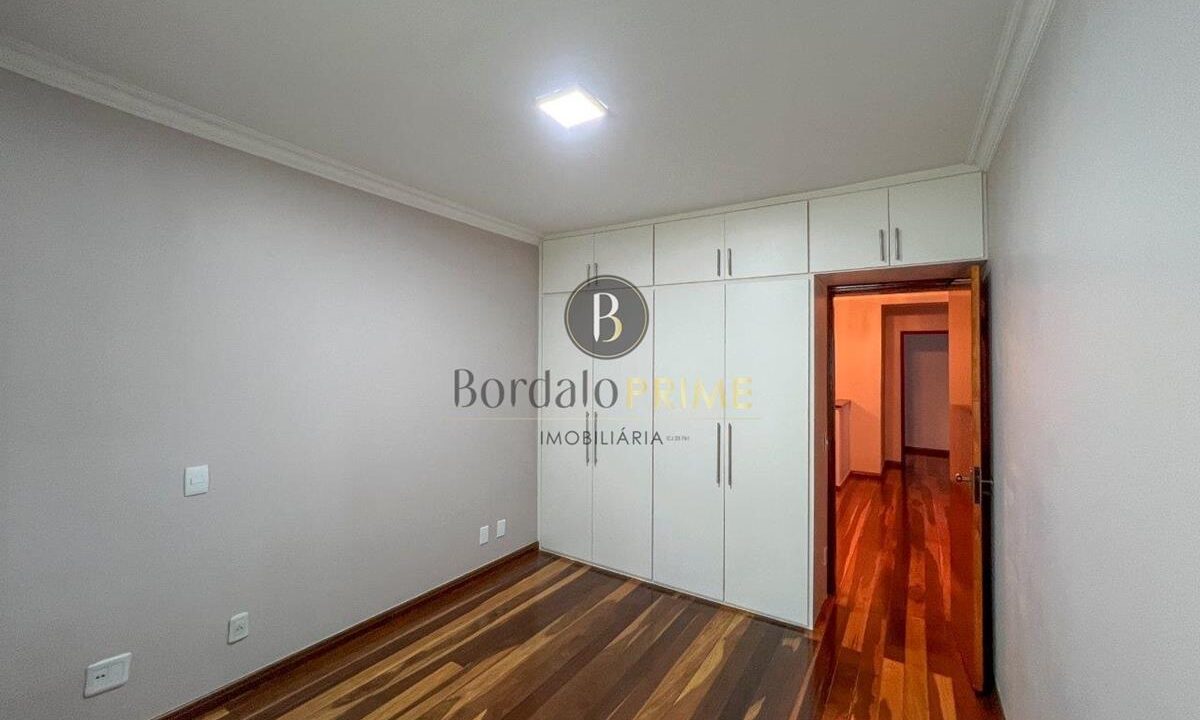 VILLA151557V01-30