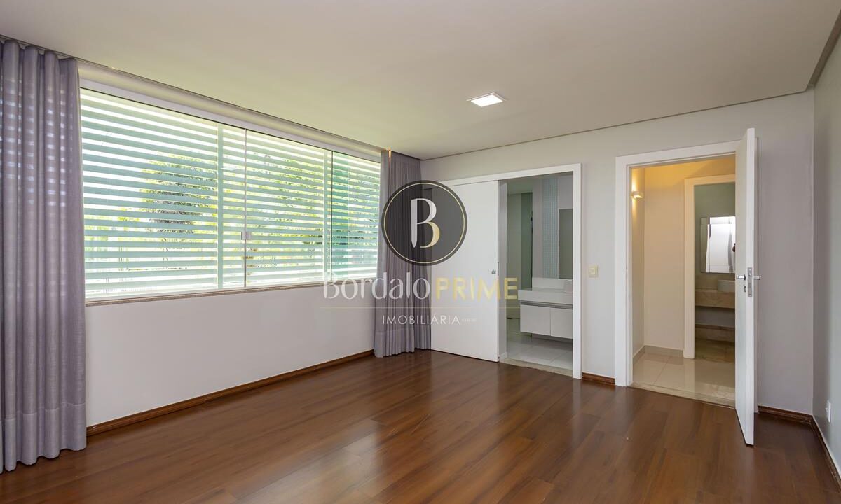VILLA151612A01-14