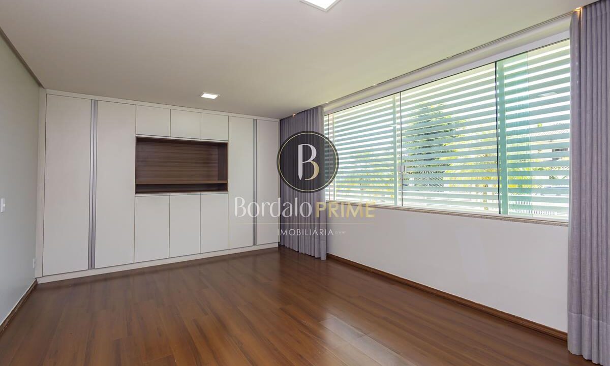 VILLA151612A01-15