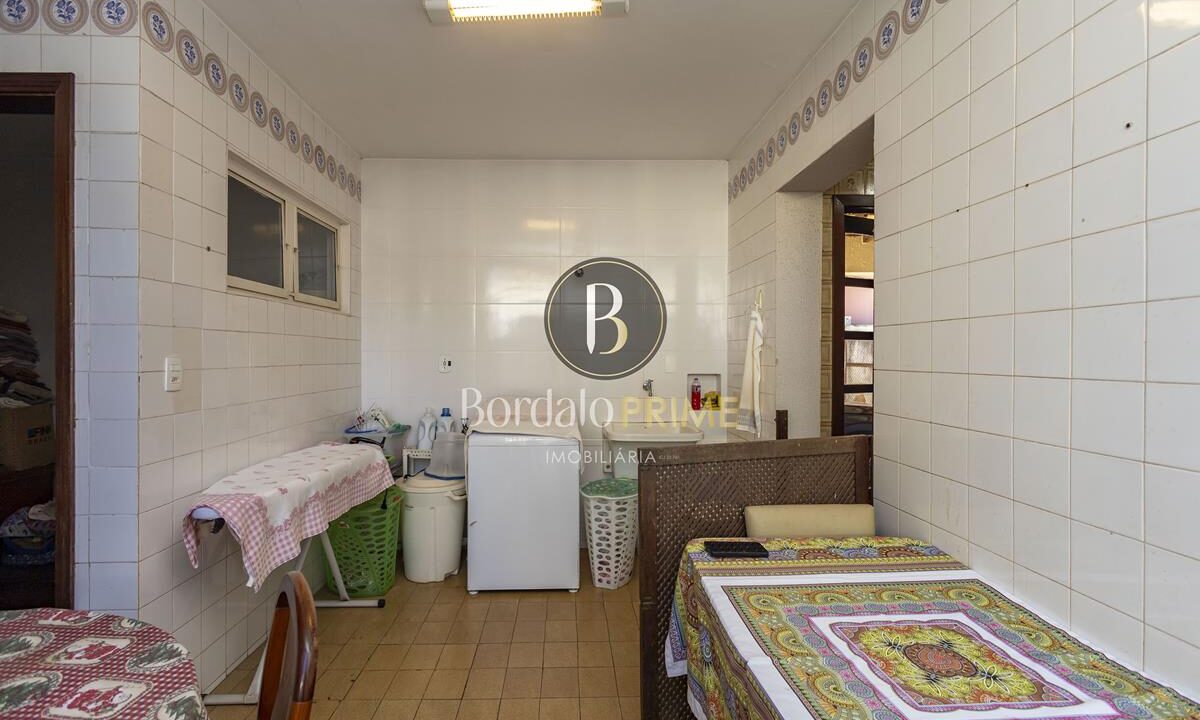 VILLA151675V01-22
