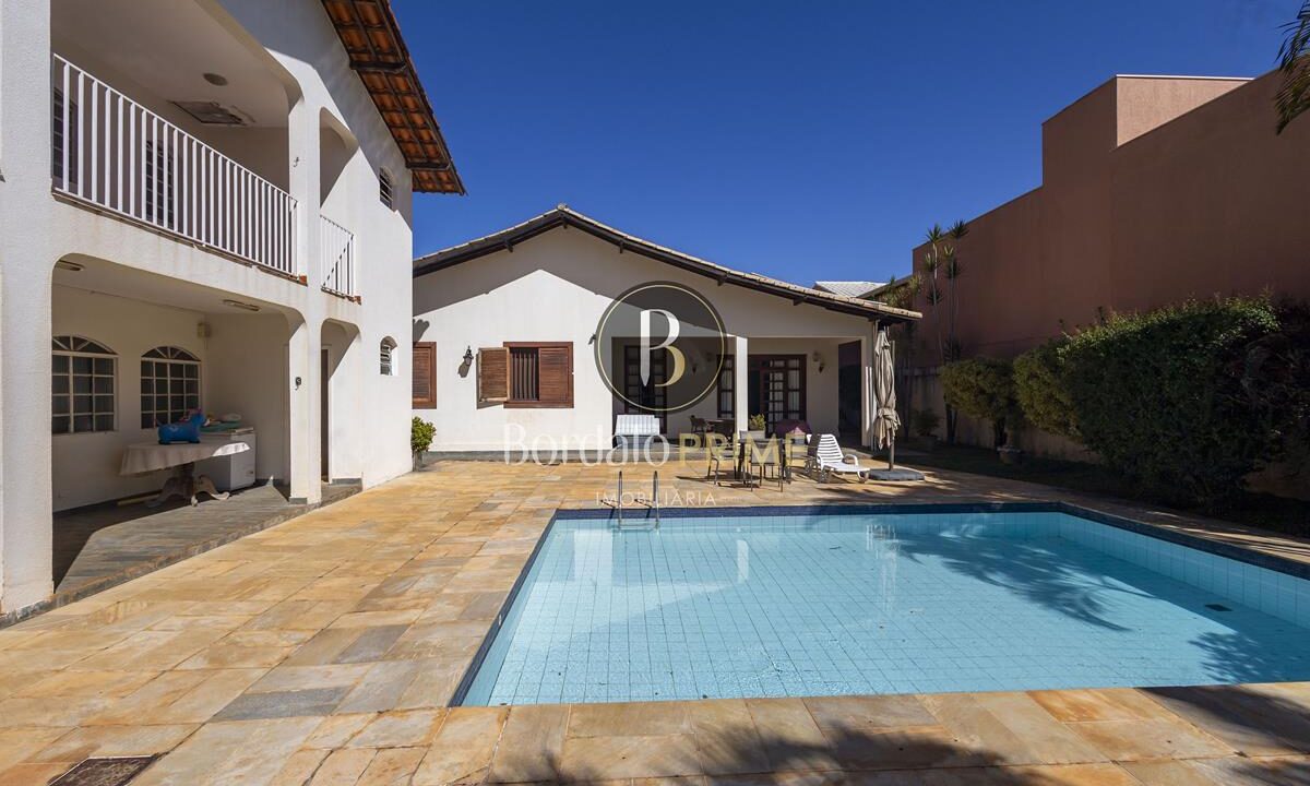 VILLA151675V01-24